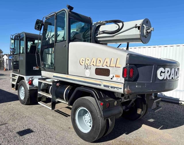 Image of Gradall XL3100 equipment image 1