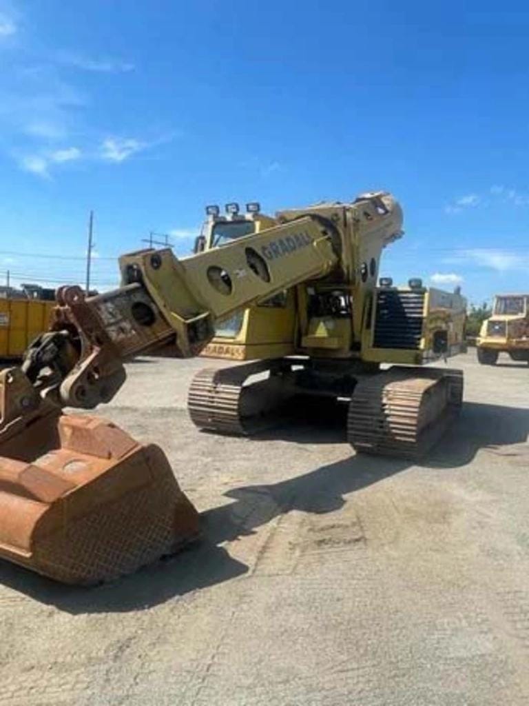 2004 Gradall XL5200 Equipment Image0