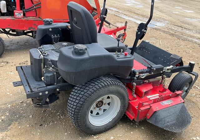 Image of Gravely 152Z equipment image 4