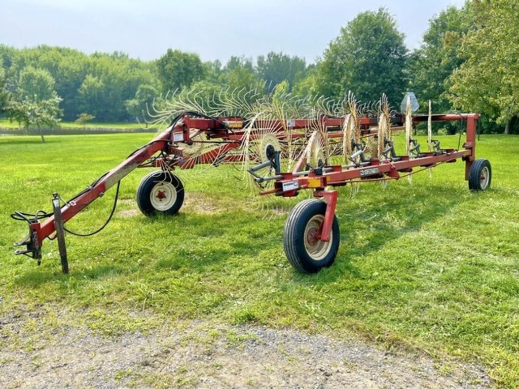 2004 H&S BF12HC Equipment Image0