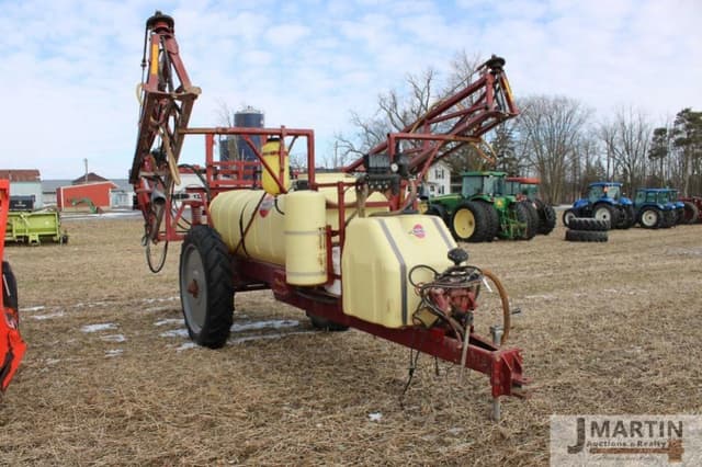 Image of Hardi NAV550 equipment image 1