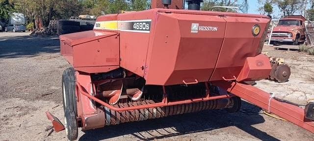 Image of Hesston 4690S equipment image 1