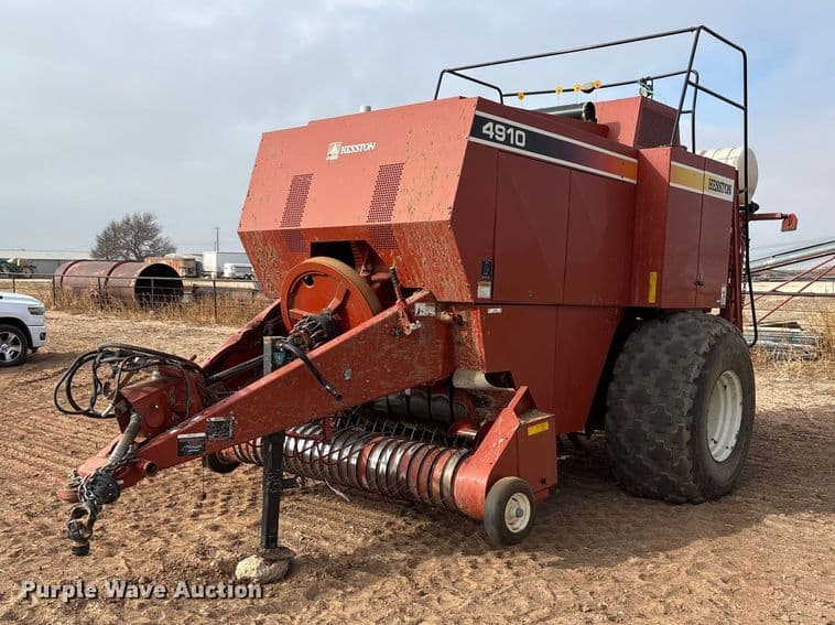 Image of Hesston 4910 Primary image