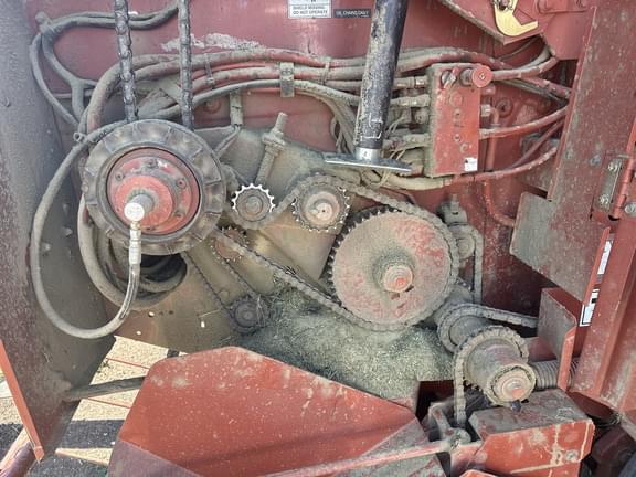 Image of Hesston 956 equipment image 3