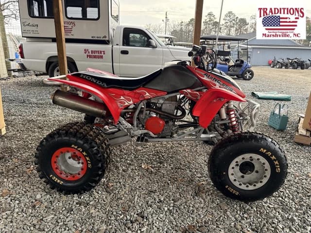 Image of Honda TRX 450R equipment image 3