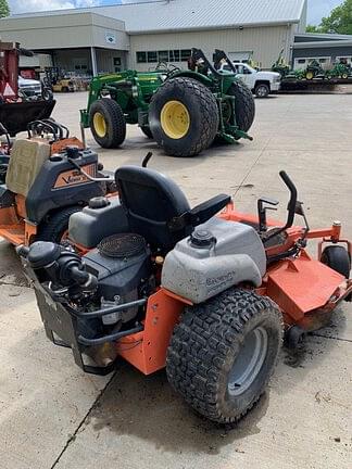 Image of Husqvarna ZTH6125 equipment image 4