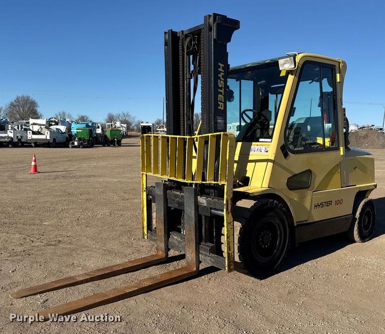2004 Hyster H100XM Equipment Image0