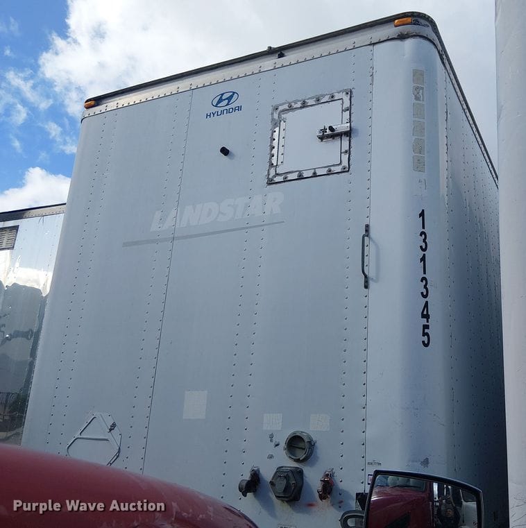 2004 Hyundai V12530152-AJS Equipment Image0