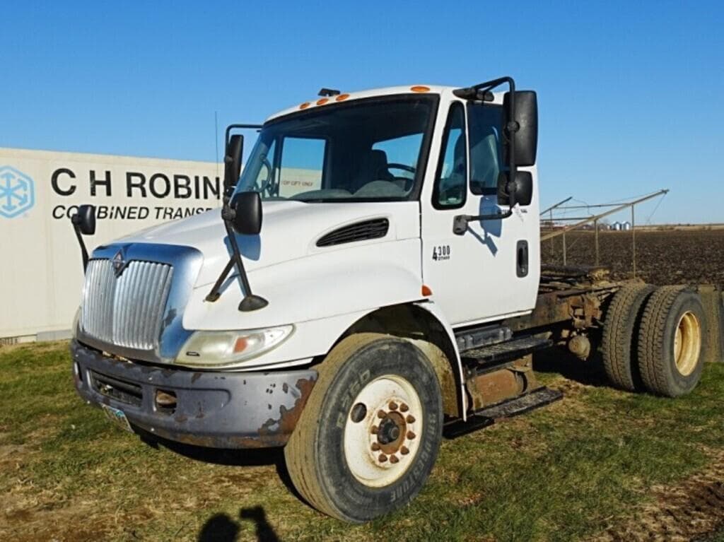 Image of International 4300 Primary image