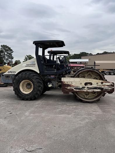 Image of Ingersoll Rand SD100F equipment image 2