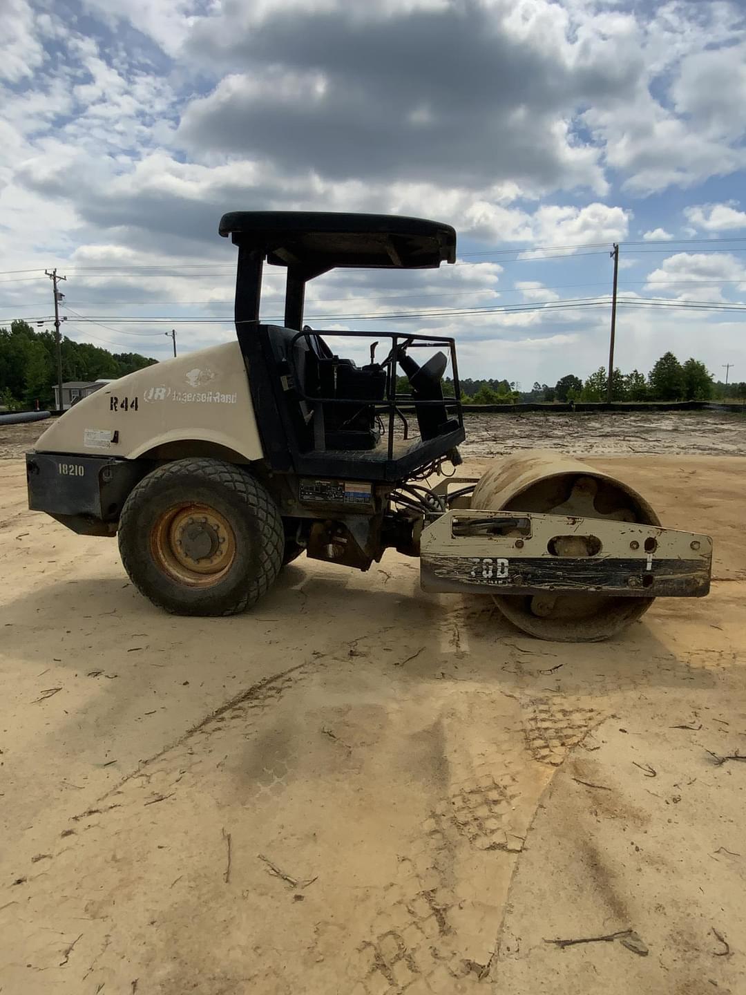 Image of Ingersoll Rand SD70D Primary image