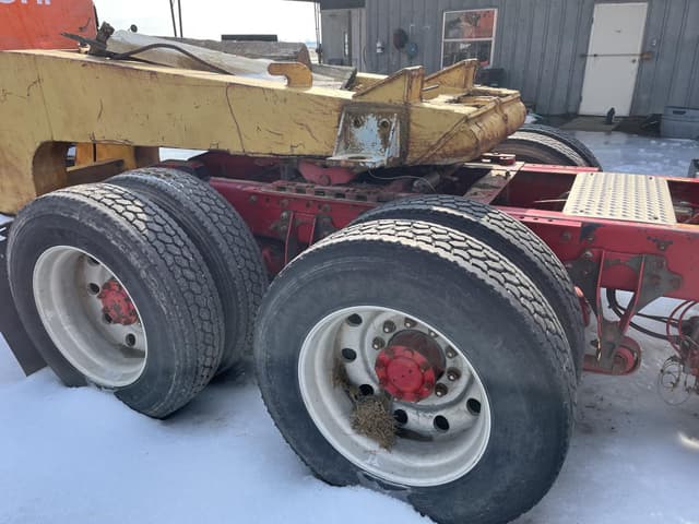 Image of International ProStar 122 equipment image 3