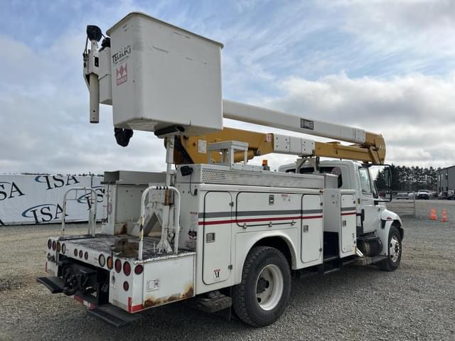 Image of International 4000 equipment image 4