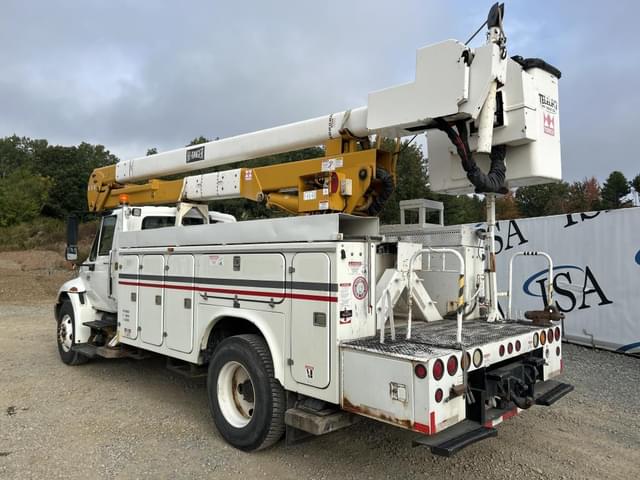 Image of International 4000 equipment image 2