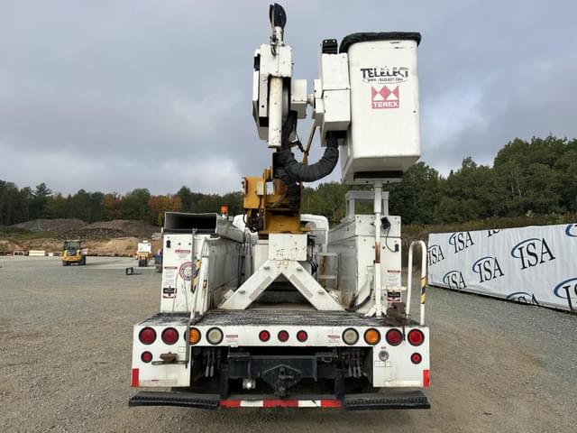 Image of International 4000 equipment image 3