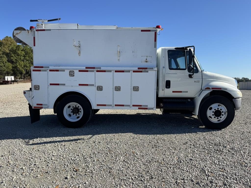 Image of International 4200 Primary image