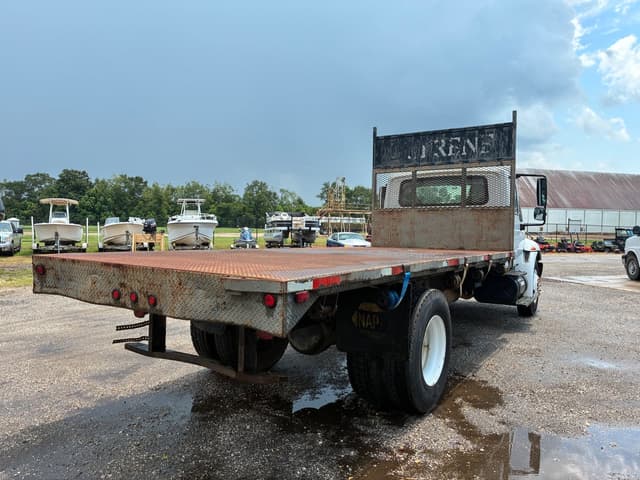 Image of International 4300 equipment image 3