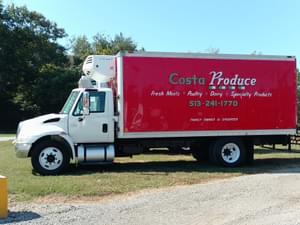 2004 International 4300 Image