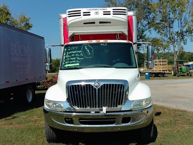 Image of International 4300 equipment image 2