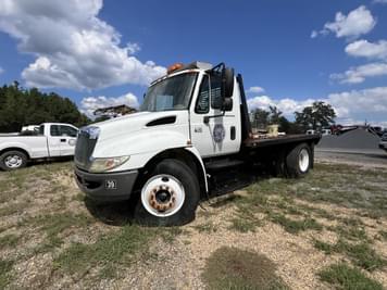 Main image International 4300