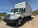 2004 International 4300 Image