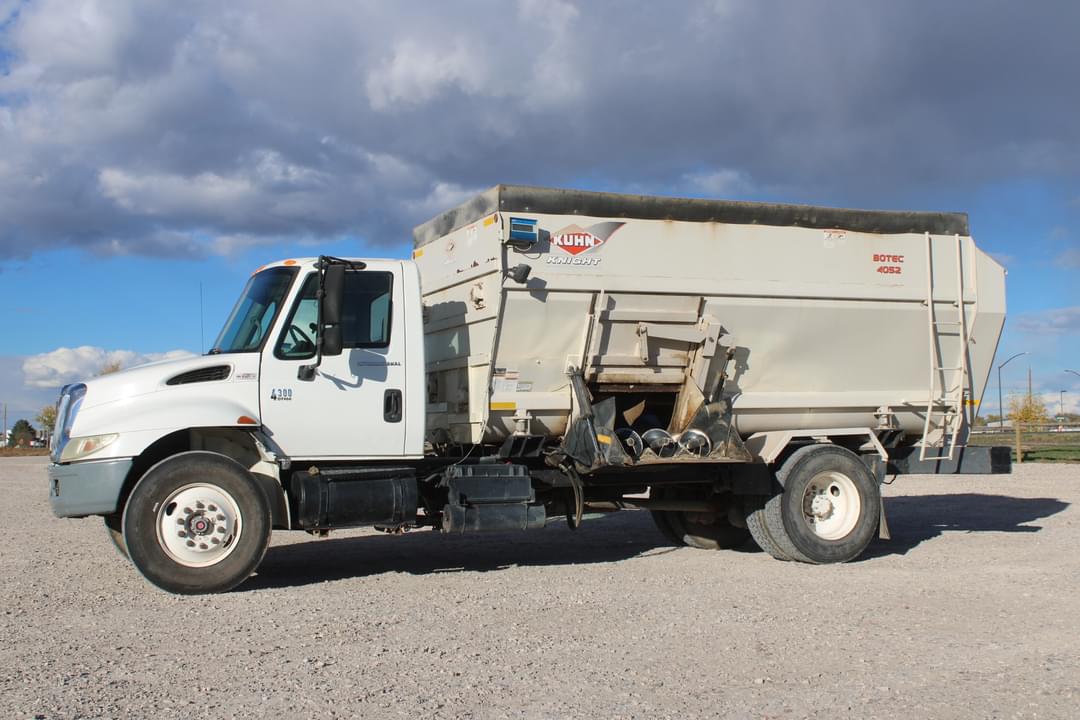 Image of International 4300 Primary image