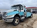 2004 International 4400 Image