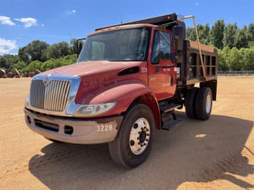 Main image International 4400