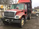 2004 INTERNATIONAL 7300 Image