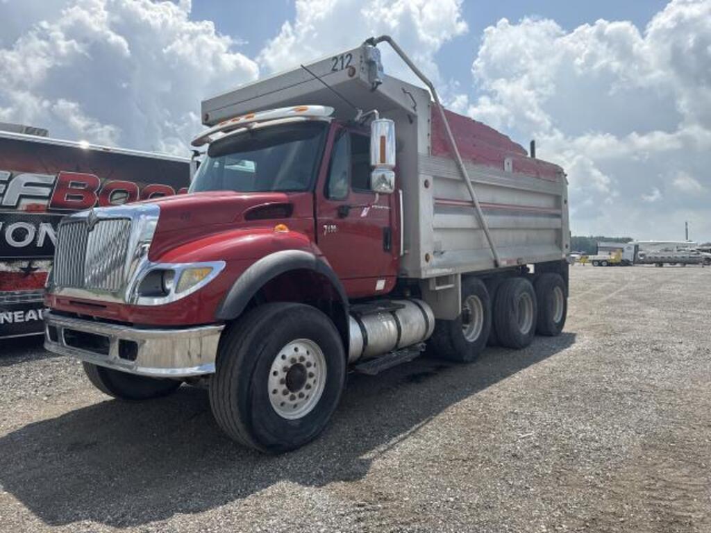 Image of International 7600 Primary image