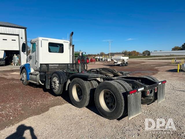 Image of International 9200i equipment image 3