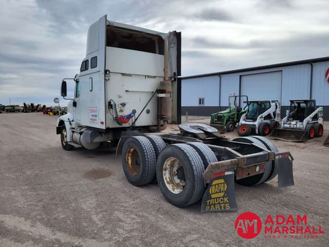 Image of International 9400i equipment image 3