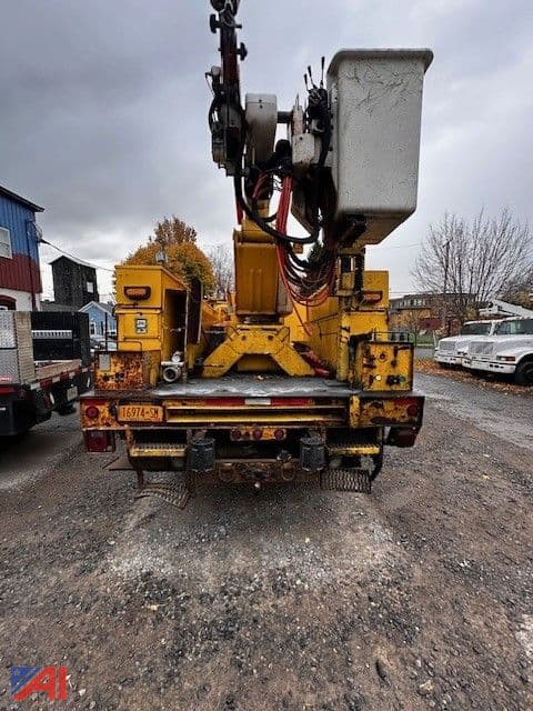 Image of International DuraStar 4400 equipment image 3