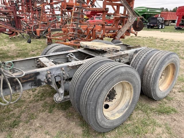 Image of International 9400i equipment image 4