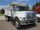 2004 International Workstar 7400 Image
