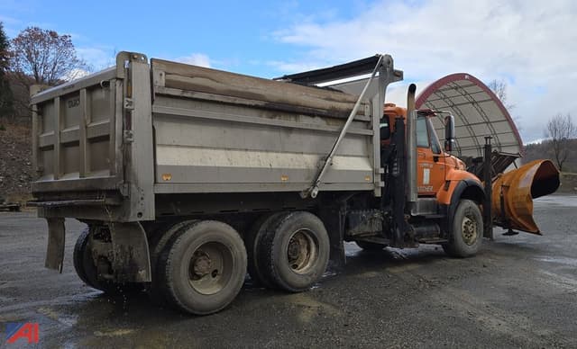Image of International WorkStar 7600 equipment image 3