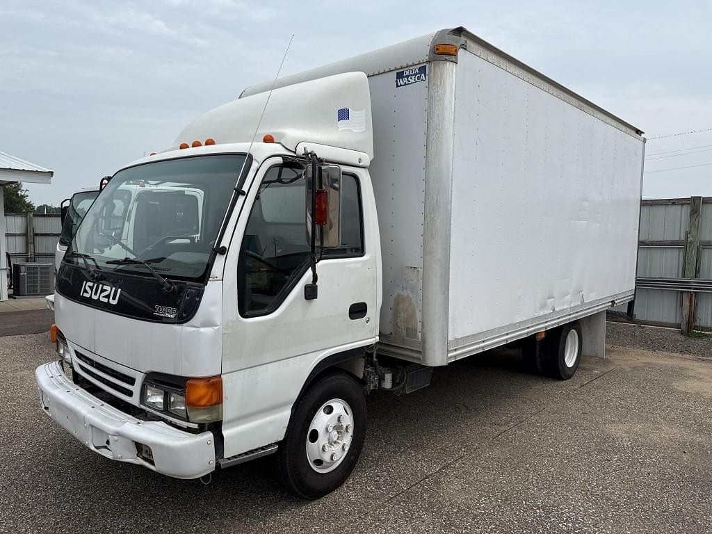 Image of Isuzu NPR-HD Primary image