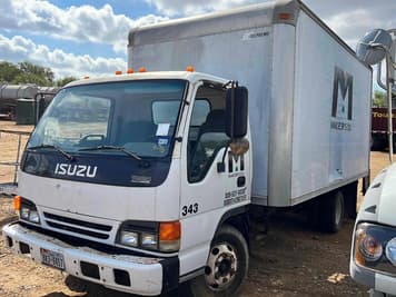 Main image Isuzu NPR