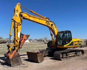 SOLD - 2004 JCB JS220 excavator Construction with 4,137 Hrs | Tractor Zoom