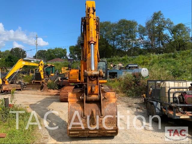 Image of JCB JS330LC equipment image 1