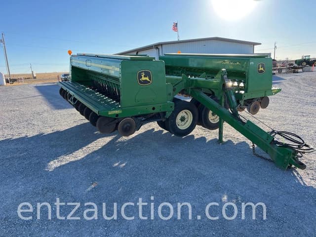 Image of John Deere 455 equipment image 2