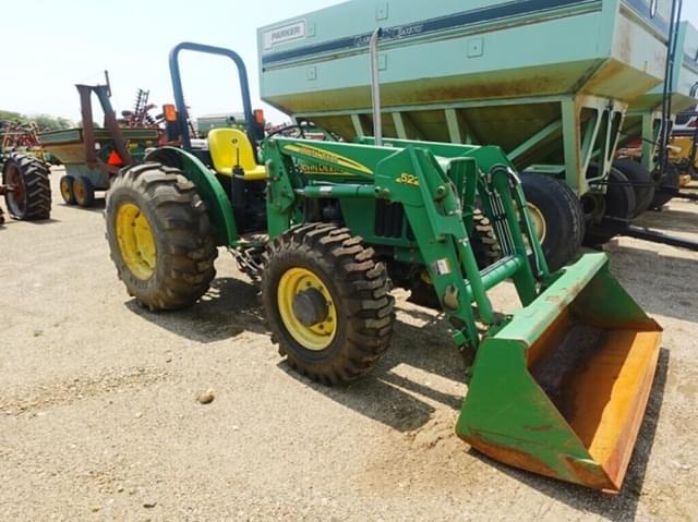 Image of John Deere 5105 equipment image 1