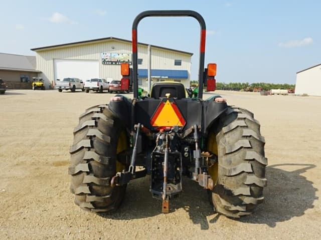 Image of John Deere 5105 equipment image 4