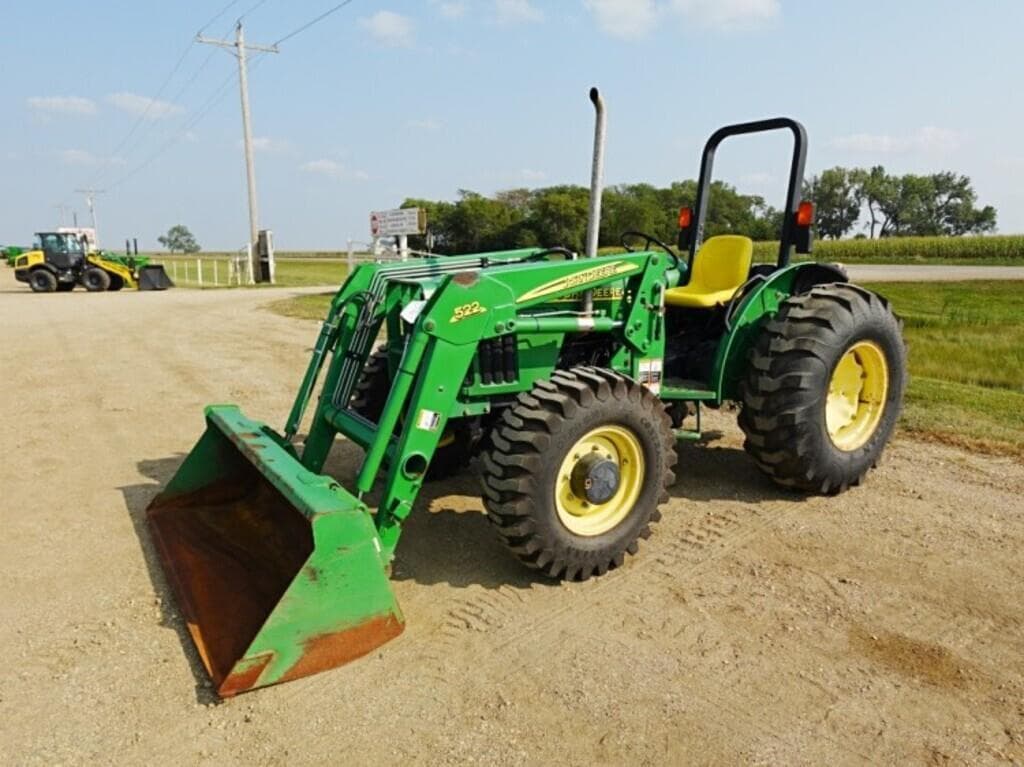Image of John Deere 5105 Primary image