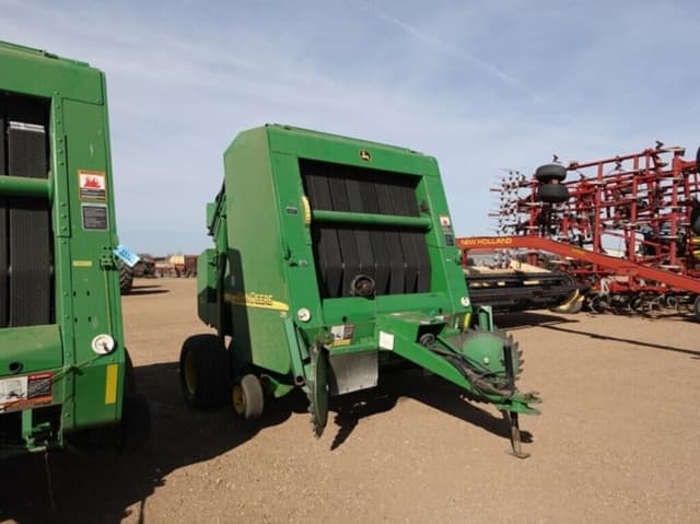 Image of John Deere 567 equipment image 1