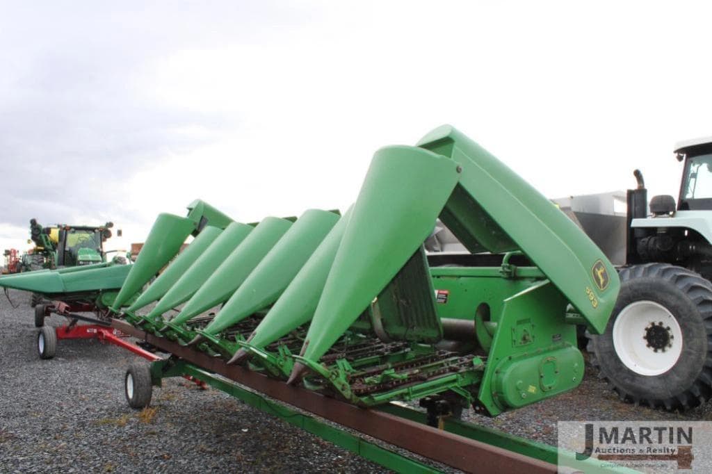 Image of John Deere 693 Primary image