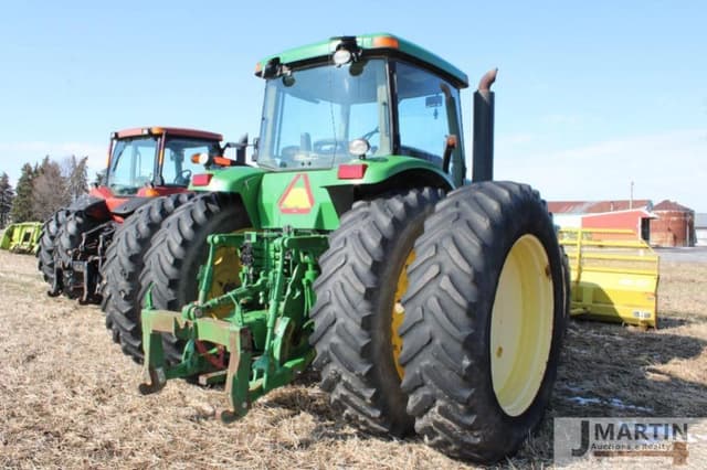 Image of John Deere 8120 equipment image 2