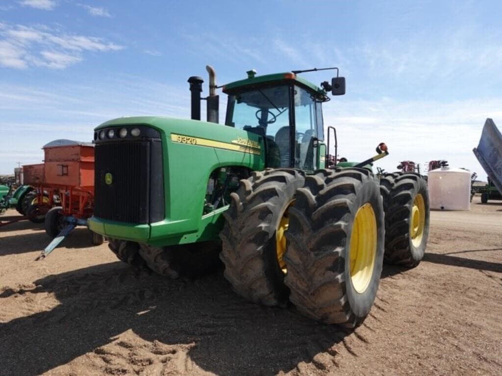 Image of John Deere 9320 Primary image