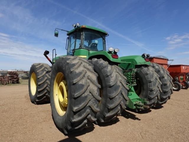 Image of John Deere 9320 equipment image 3