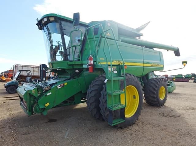 Image of John Deere 9660 STS equipment image 1